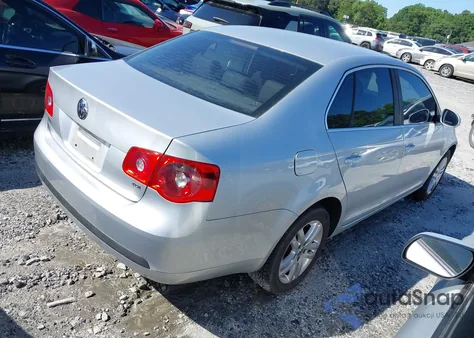 2006 Volkswagen Jetta Tdi from USA, damaged, VIN 3VWRT71K66M012891